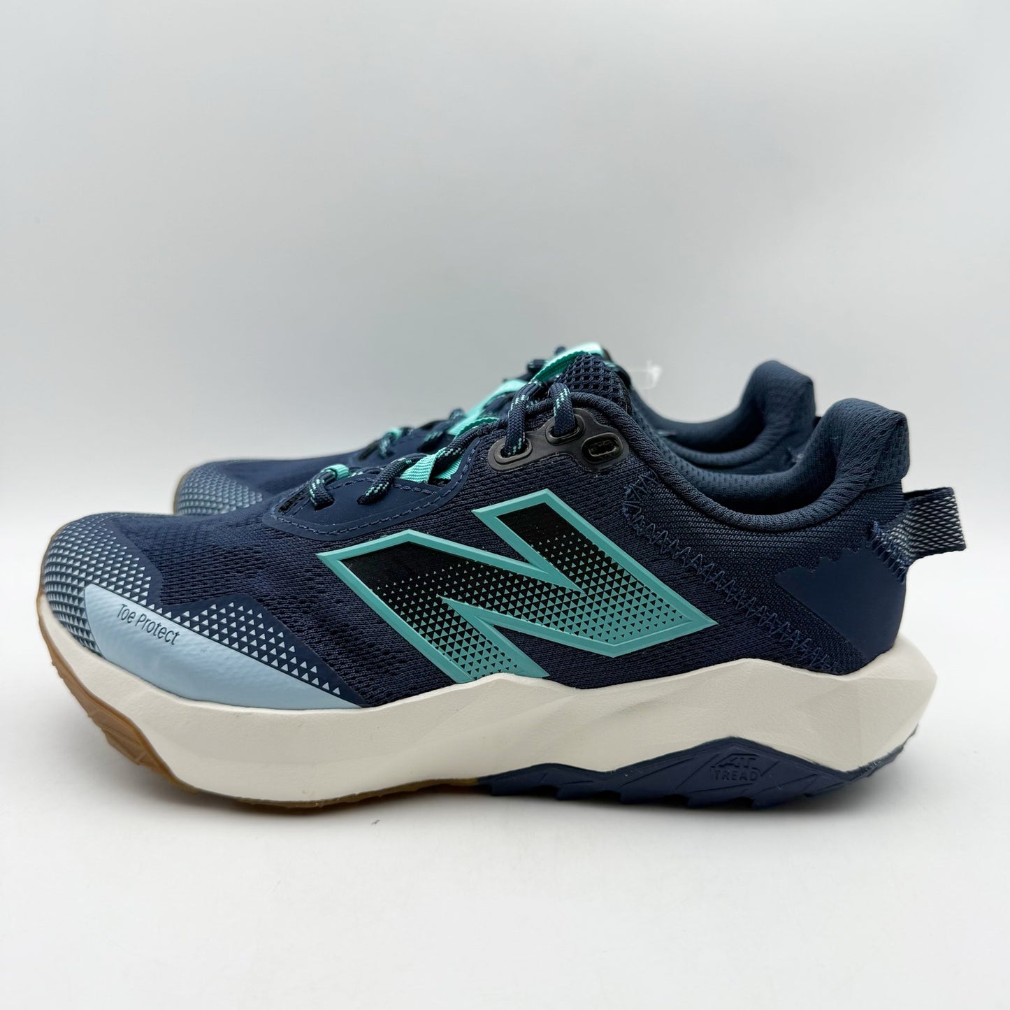 New Balance Womens Dynasoft Nitrel V6 Trail Running Sneakers US 5 XW Blue NWOB