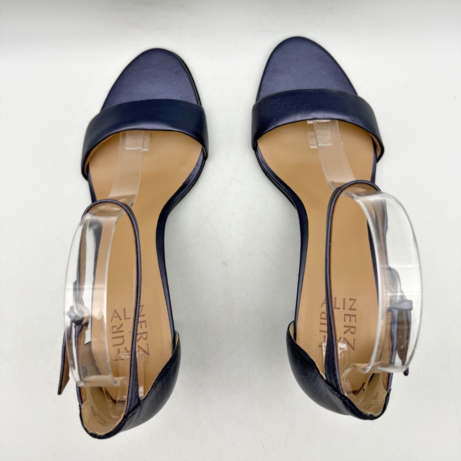 Naturalizer Womens Vera Sandals US 9 M Navy Blue Block Heel Ankle Strap NWOB
