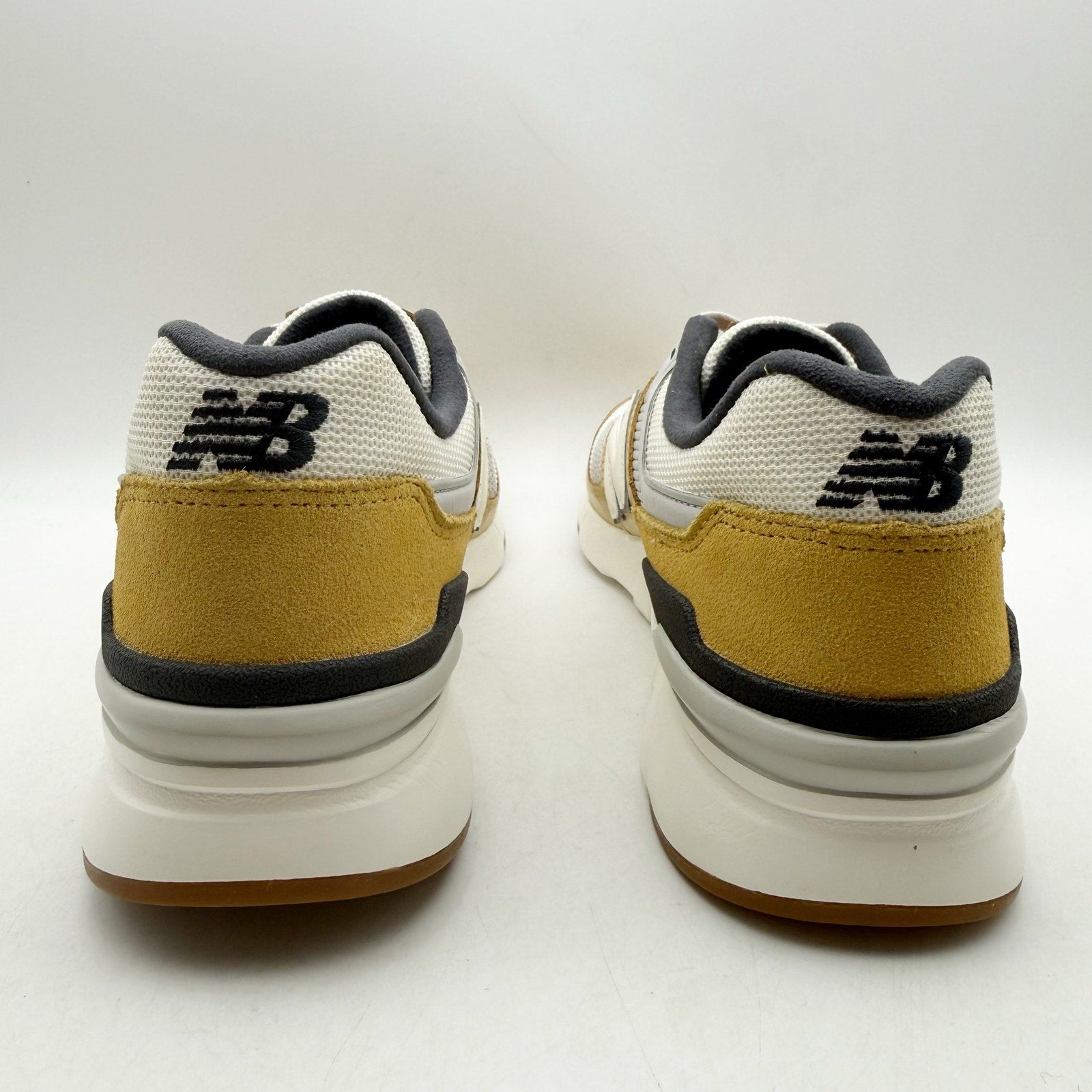New Balance Mens 997H Casual Sneakers Size 9.5 Yellow White Athletic NWOB