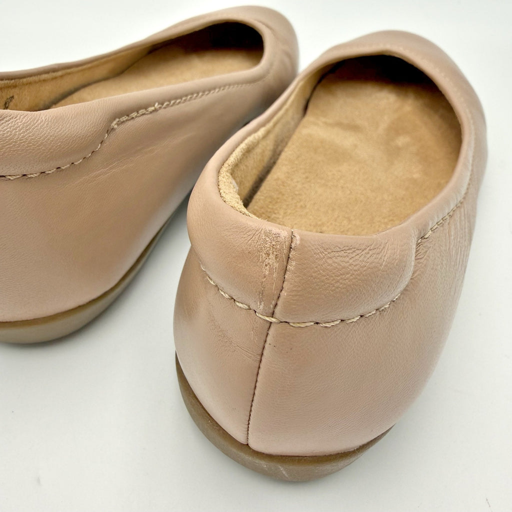 Naturalizer Womens Vivienne Ballet Flats Size 7.5 Wide Blush Nude Leather NWOB