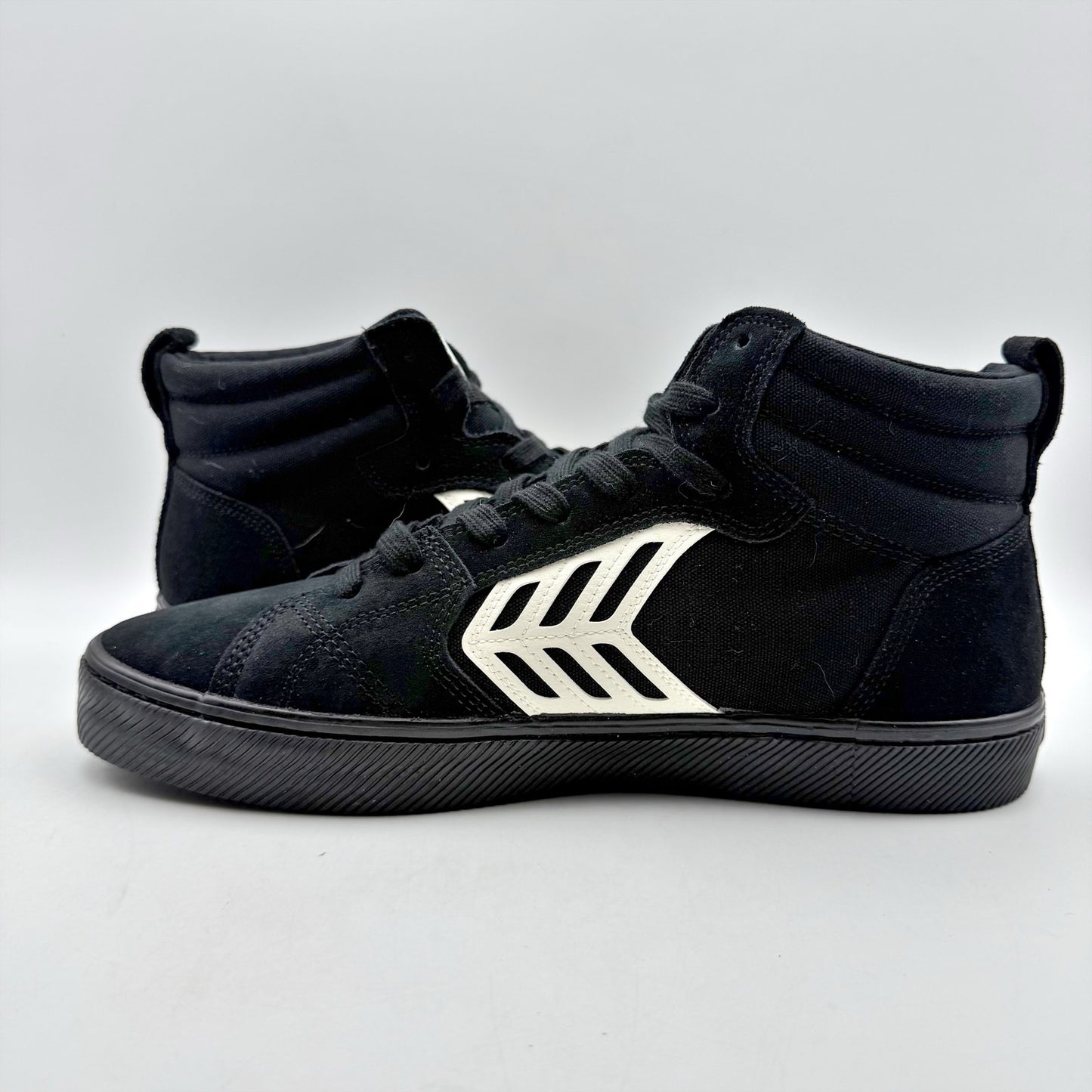 Cartiuma Mens Catiba Pro High Top Sneakers US 11 EU 44 Black Suede NIB