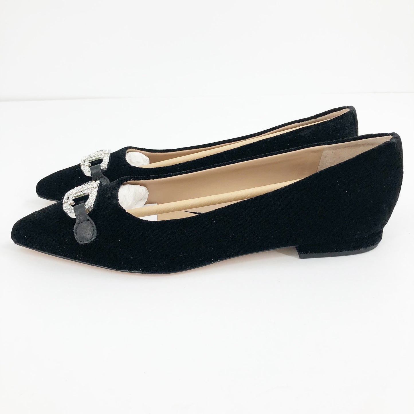 LAUREN RALPH LAUREN Lilah Velvet Ballet Flat Size 6 Black Pointed Toe Logo NWOB