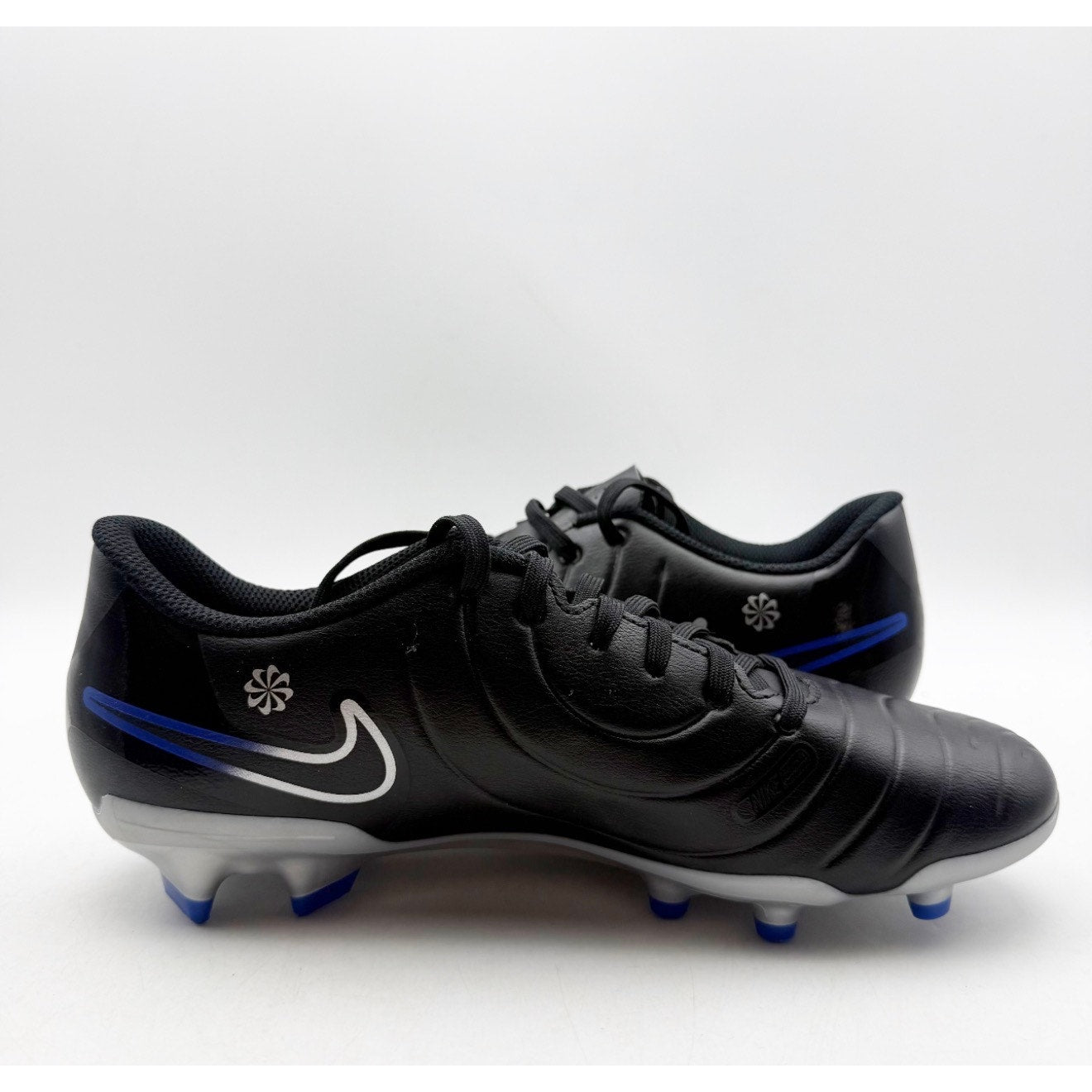 Nike Tiempo Legend 10 Club MG Soccer Cleats Mens 6.5 Womens 8 DV4344 BLACK NWOB