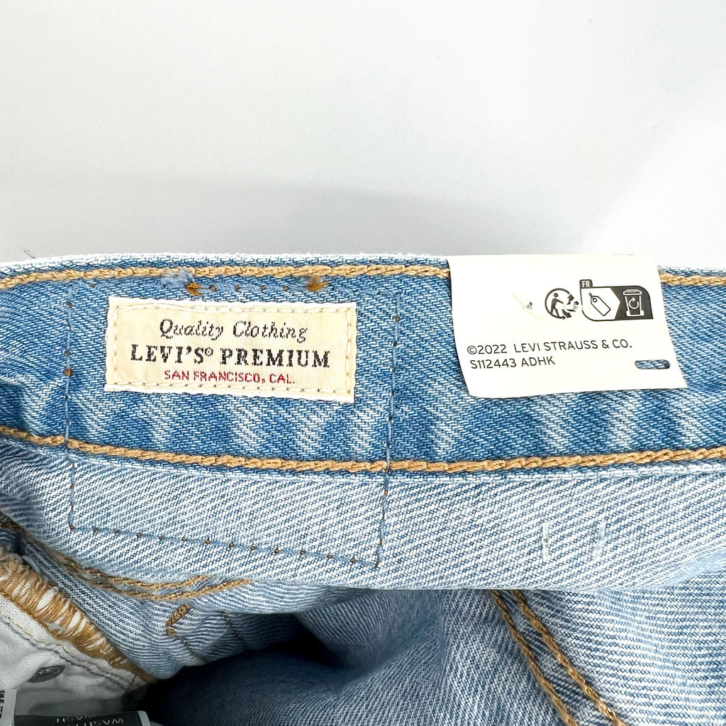 LEVI'S Womens 501 Original Fit Denim Shorts Size 28 US 6 Blue 56327-0086 NWT