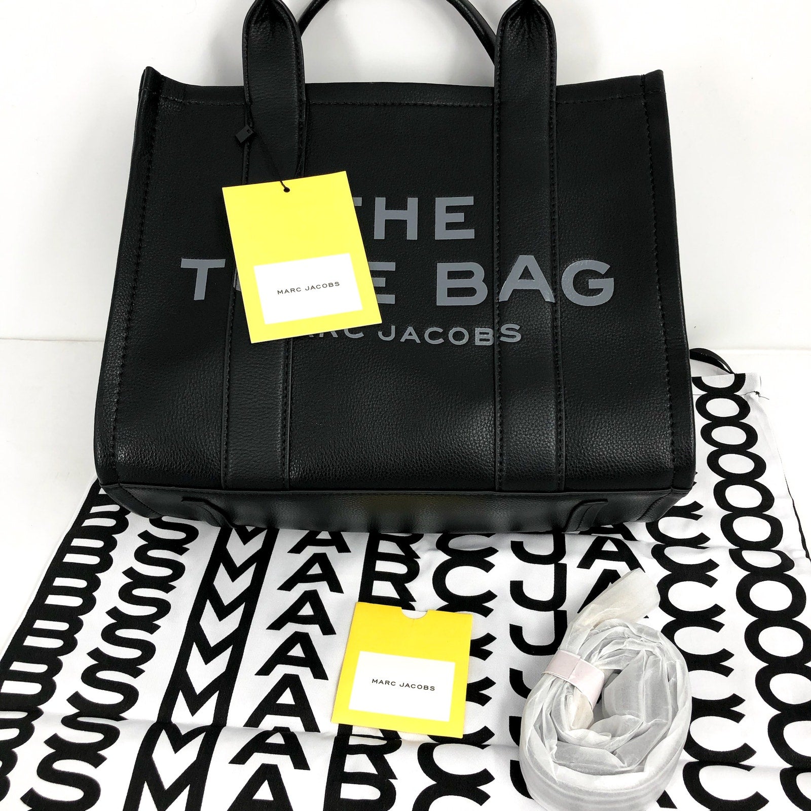 MARC JACOBS The Leather Medium "The Tote Bag" Black Zipper Top H004L01PF21 NWT