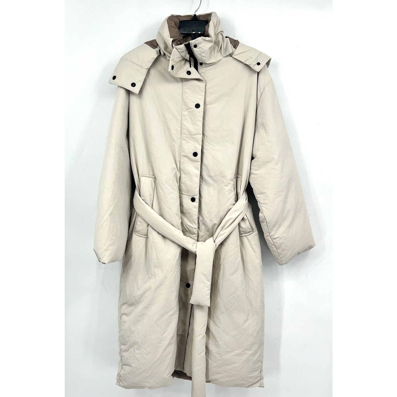 Everlane Womens The Duvet Down Puffer Coat Medium Cream Down Long Belted NWT