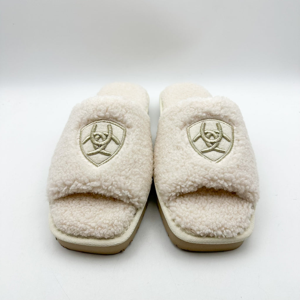 ARIAT Womens Cozy Chic Fuzzy Slippers Size 11 Cream Slide Sandals NWOB