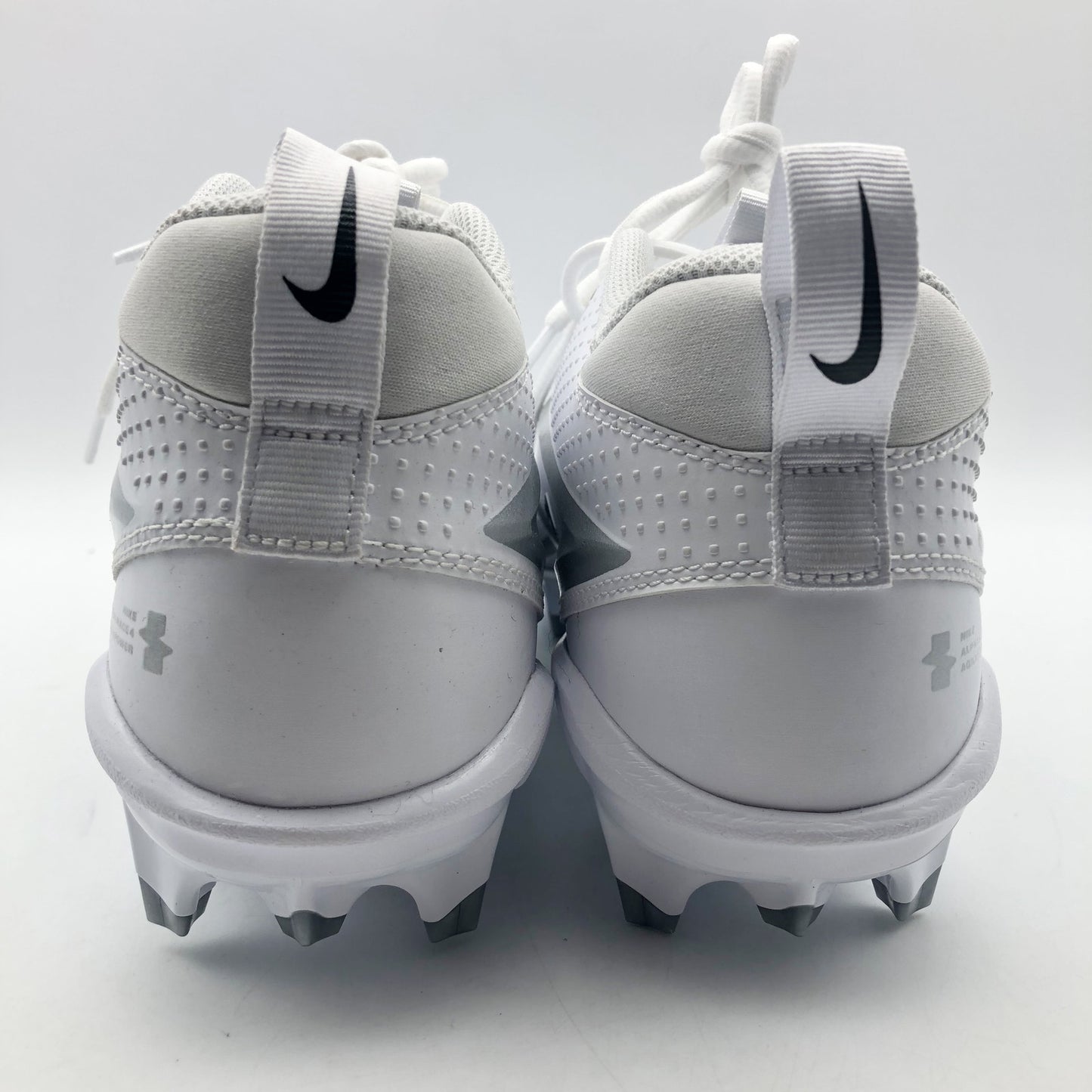 Nike Alpha Menace Mens 4 Varsity Molded Football Cleats 10 White Black NWOB