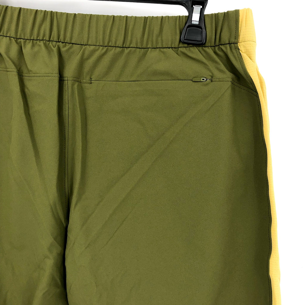 OUTDOOR VOICES Mens High Stride 7" Shorts Medium Green Athletic Pockets NWT