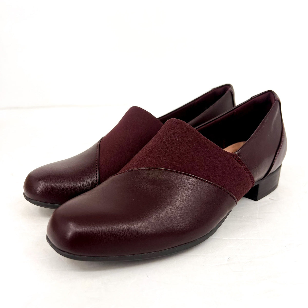CLARKS Womens Juliet Gem Slip On Flats Loafers Size 6.5 Red Burgundy Leather NIB