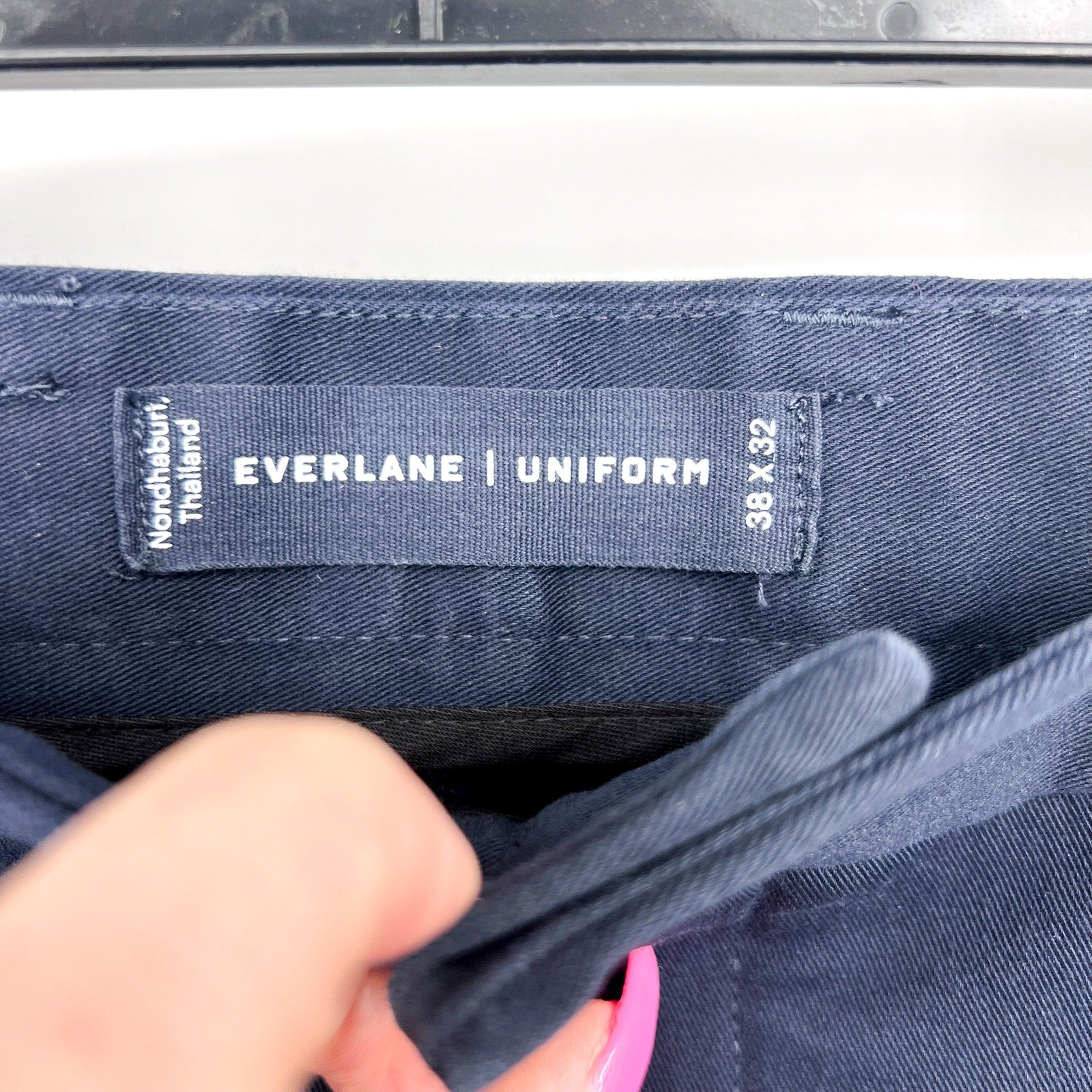 EVERLANE Uniform Mens Performance Chino Pants 38x32 Navy Blue Athletic Fit NWT