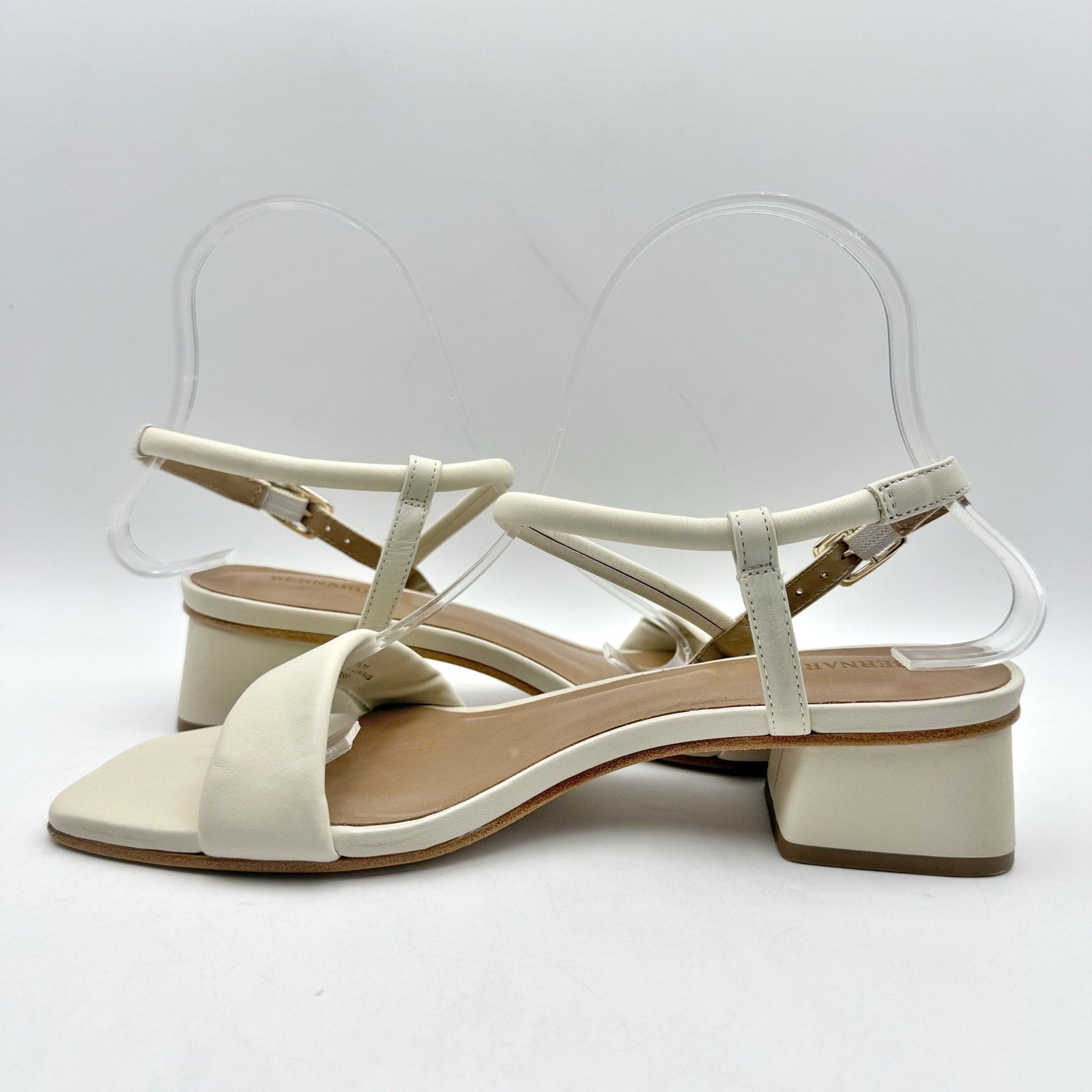 Bernardo Womens Josei Heeled Sandal US 7.5 M Off White Eggshell Leather NIB