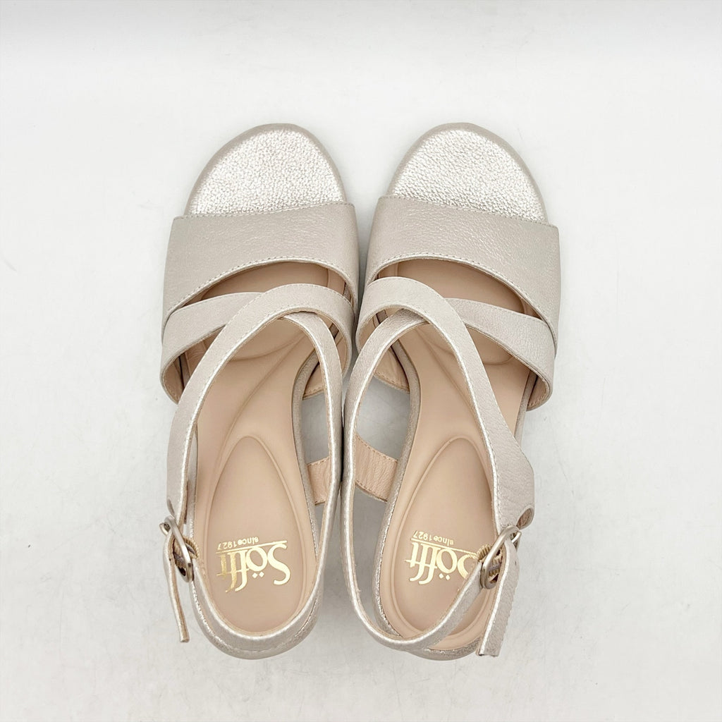 SOFFT Womens Jolene Heeled Sandals Size 7.5 EU 38.5 Champagne Leather NIB