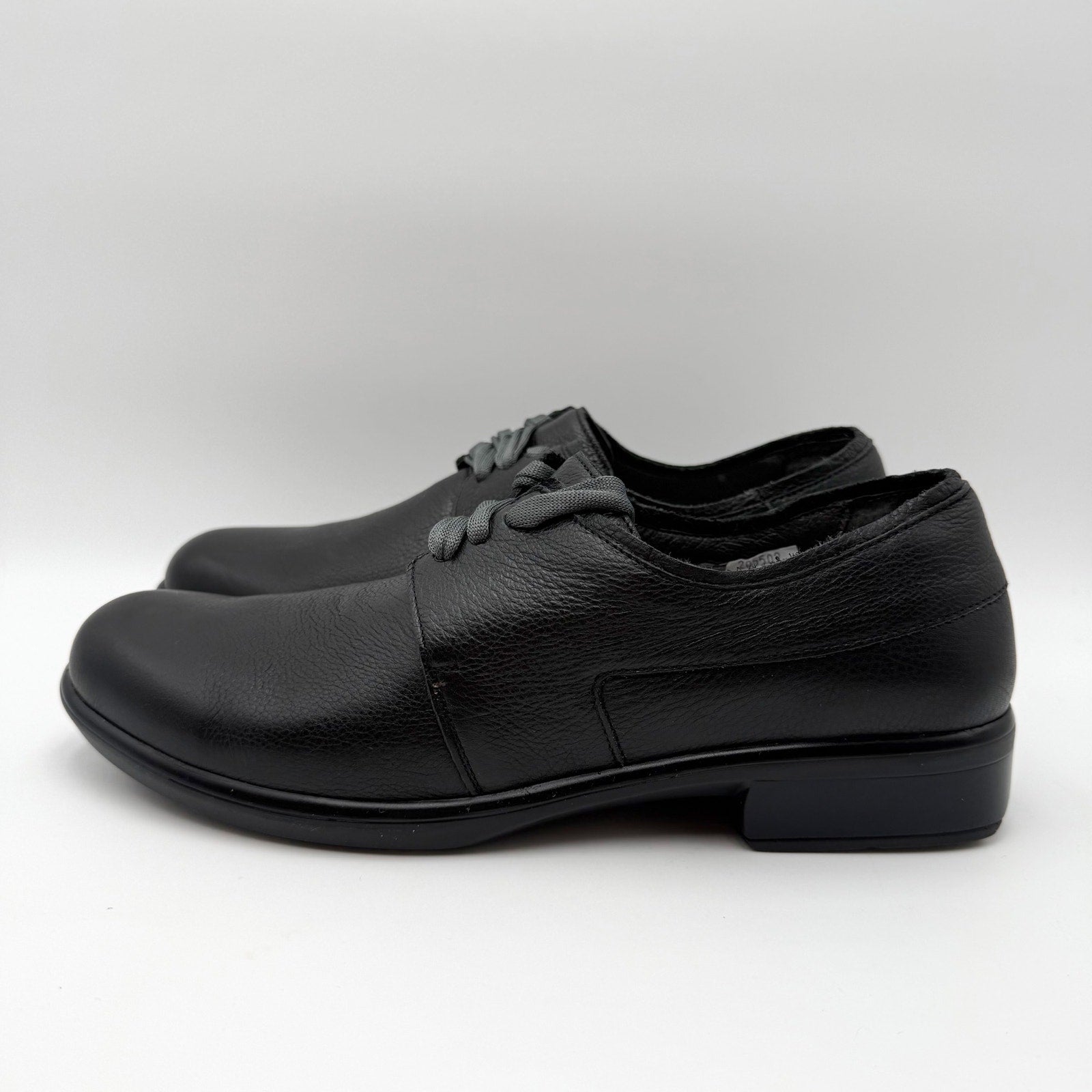 Naot Womens Blizzard Oxford Shoes US 9 EU 40 Black Leather NWOB