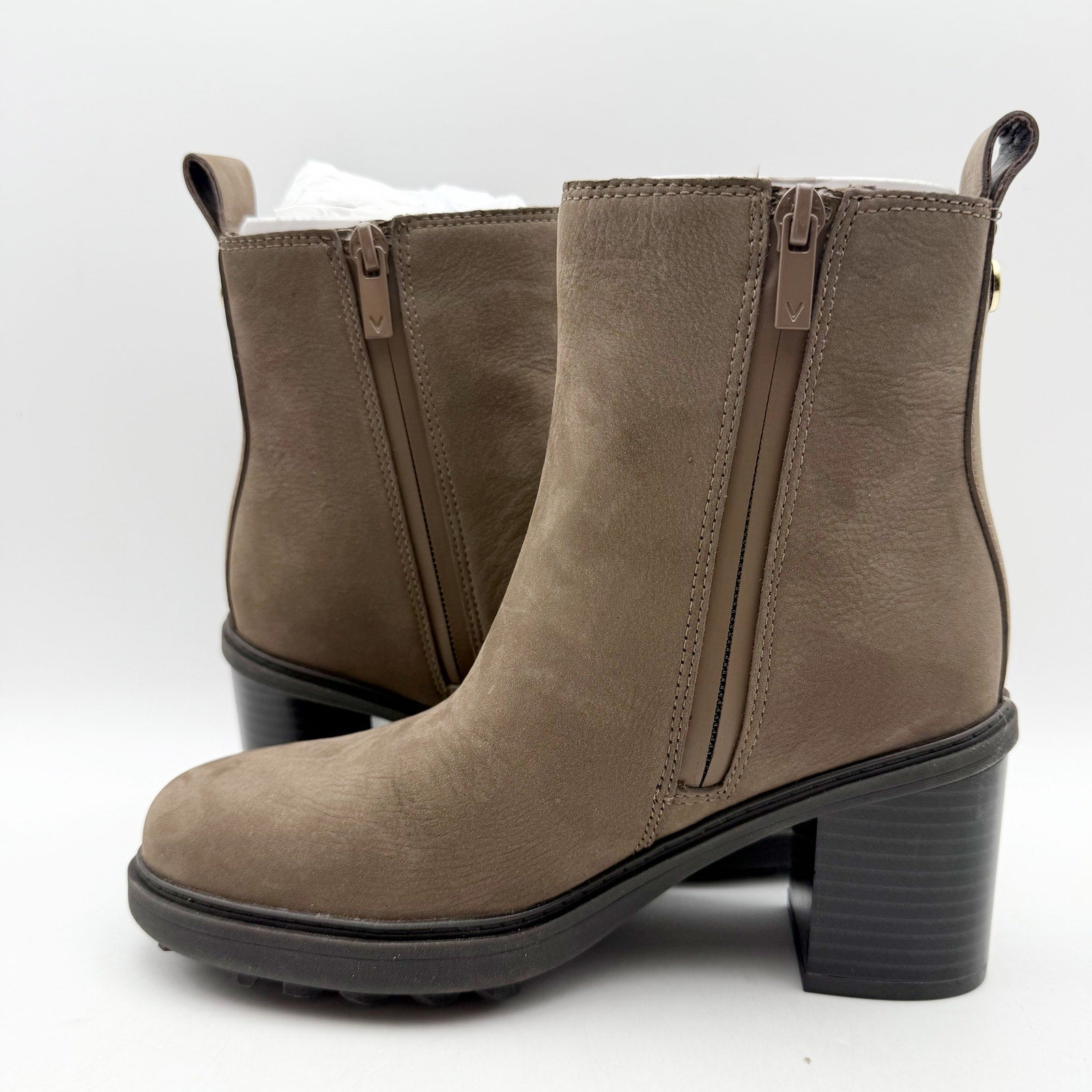 Vionic Womens Truckee Heeled Ankle Booties US 7.5 WIDE Brown Leather WP NIB