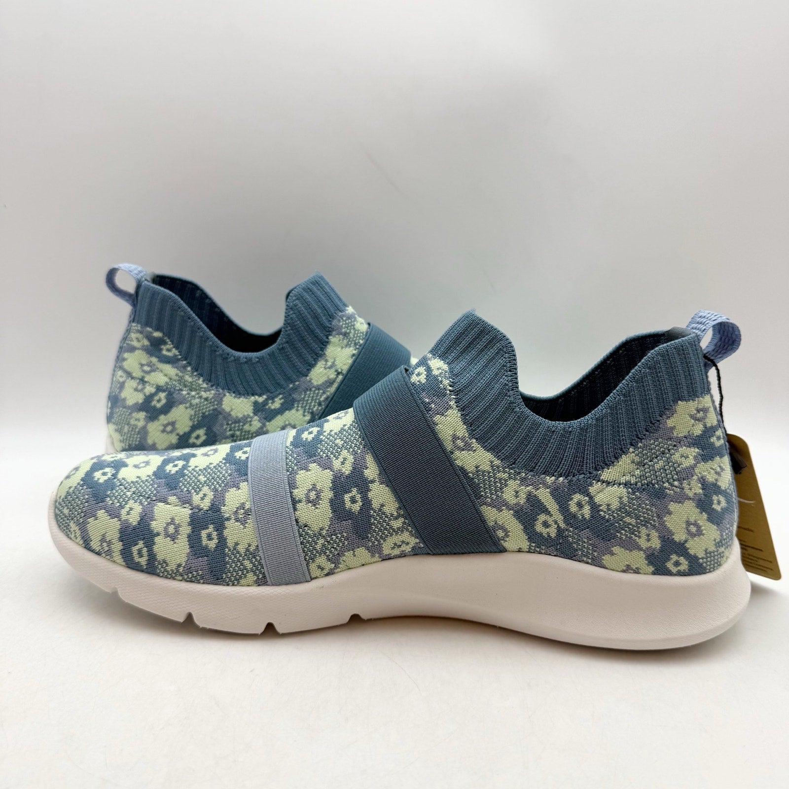 Spenco Womens Karma Stretch Sneakers US 8.5 Wide EU 39 Bluestone Floral Blue NIB
