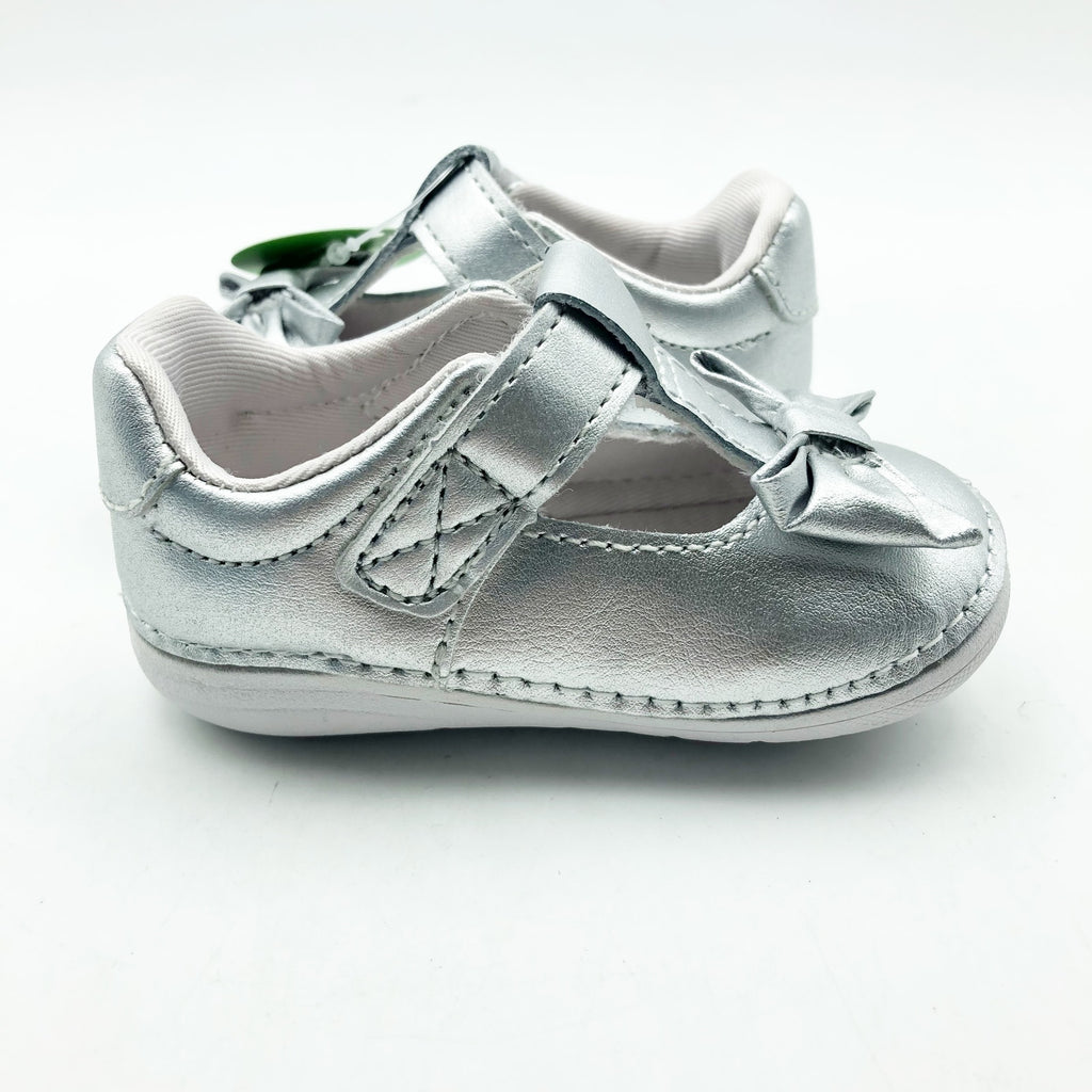 Stride Rite Girls Ashtyn Mary Janes Baby/ Toddler Size 6 Silver Shoes NIB