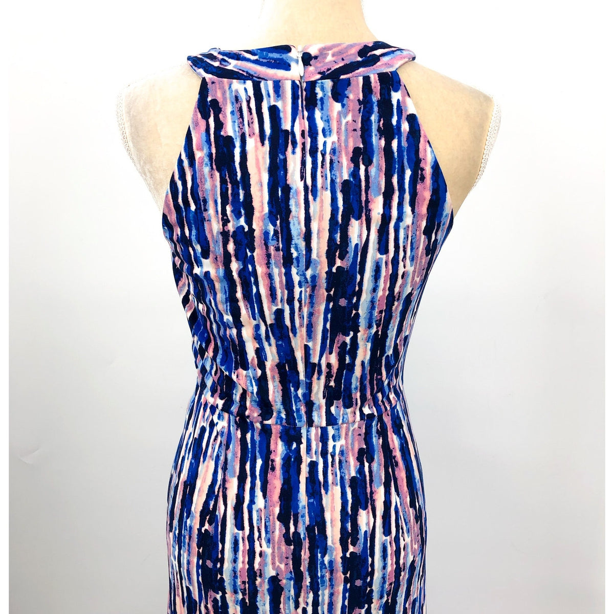 ELIZA J Keyhole Twist Maxi Dress Size 6 Blue Multi Printed Halter Neck NWT