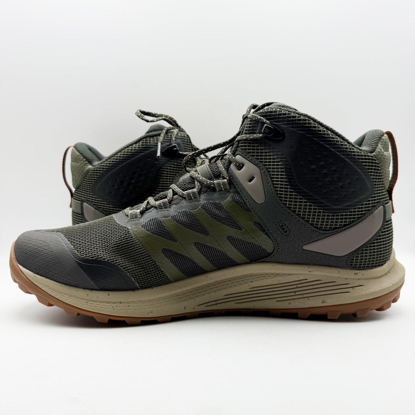 Merrell Mens Nova 3 Mid Hiking Sneakers US 15 Green GORE-TEX Waterproof NIB