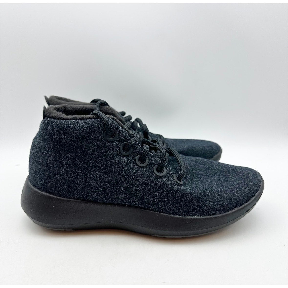 ALLBIRDS Womens Wool Runner-up Mizzles Sneakers Size 8 Black High Tops NWOB