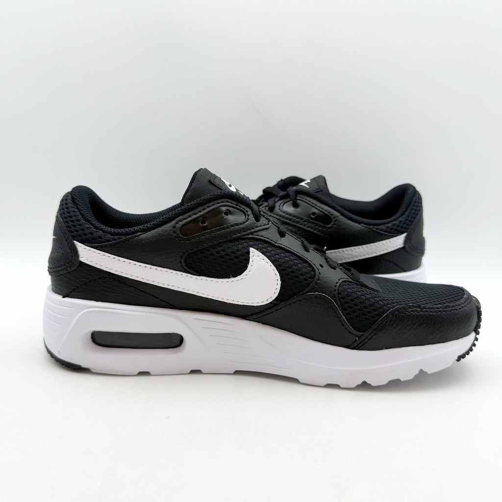 Nike Womens Air Max SC Sneakers US 7 EU 38 Black White Athletic NWOB