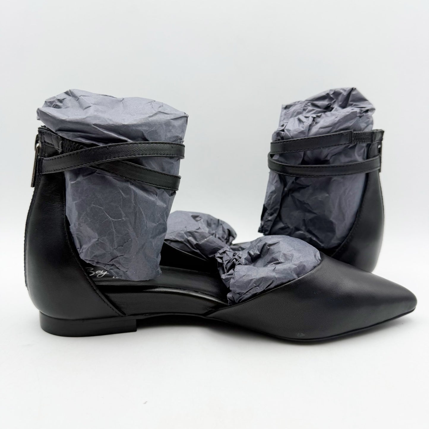 Seychelles Womens What a Girl Wants Flats US 6 M Black Leather NIB