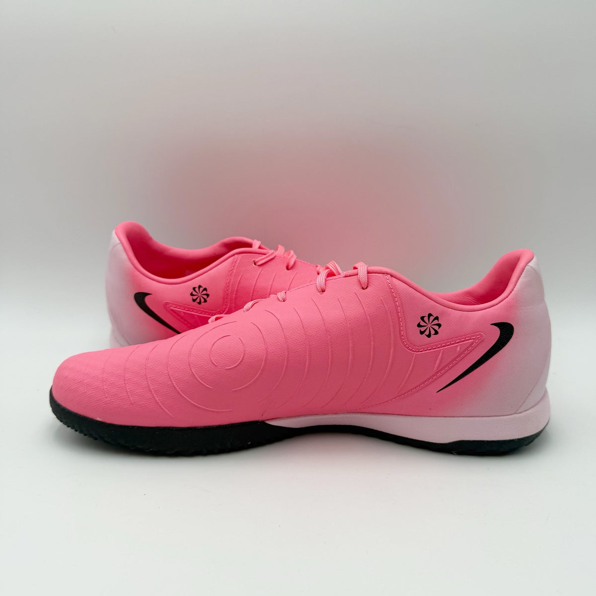 Nike Mens Phantom GX II Academy Indoor Court Soccer Shoe US 12 Pink FJ2581 NWOB