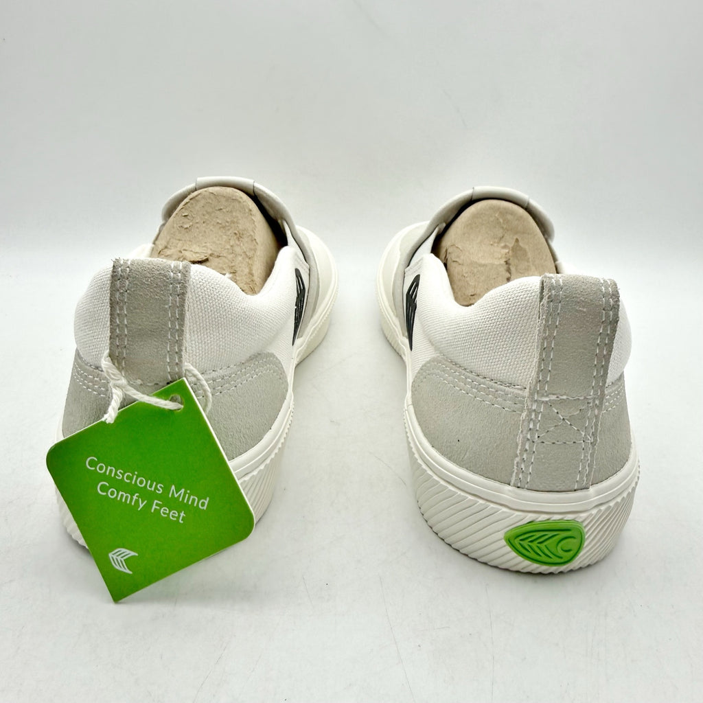 Cariuma Womens Slip-On Skate Pro Low Sneakers US 8 White Canvas Suede NIB