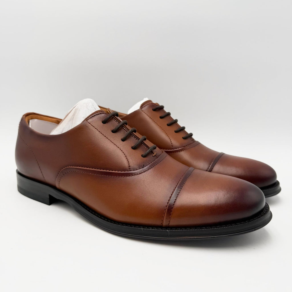 Vince Camuto Mens Urii Cap Toe Oxfords Size 9 EU 42 Saddle Brown Leather NIB