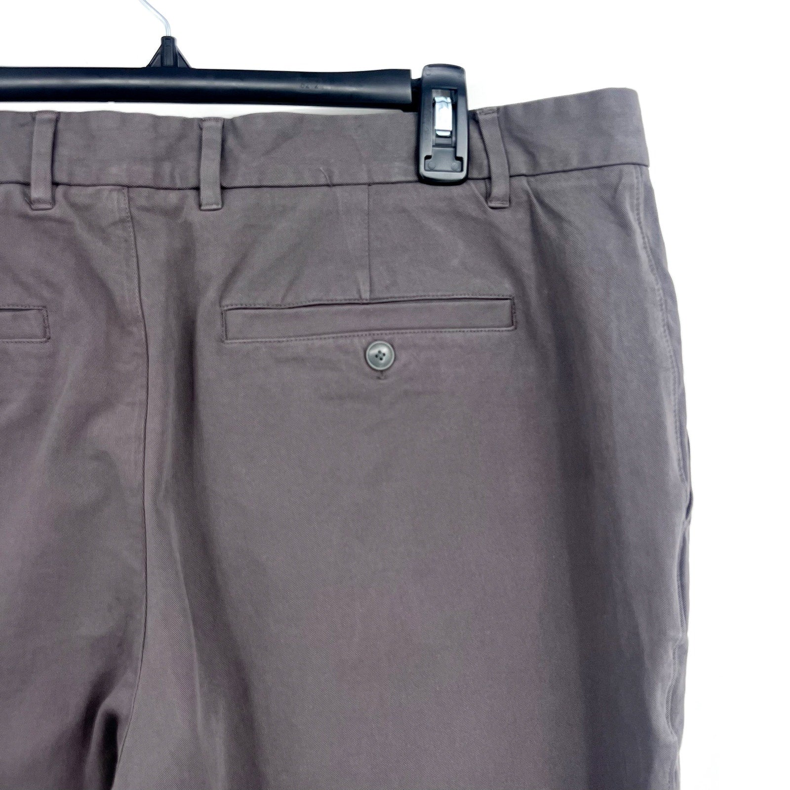 EVERLANE Uniform Mens Performance Chino Pants 38x30 Slate Grey Athletic Fit NWT