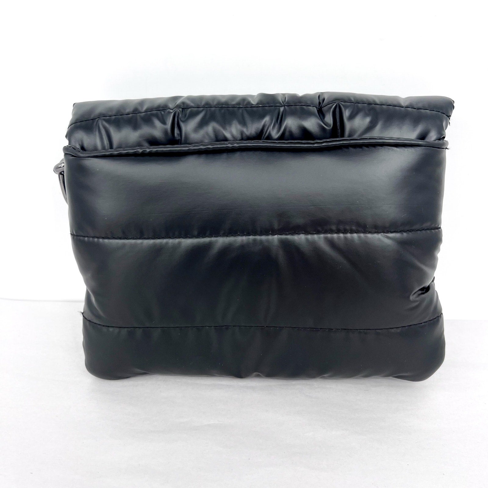 THINK ROYLN Women's Downtown Crosswalk Crossbody Bag in Pearl Black NWOT