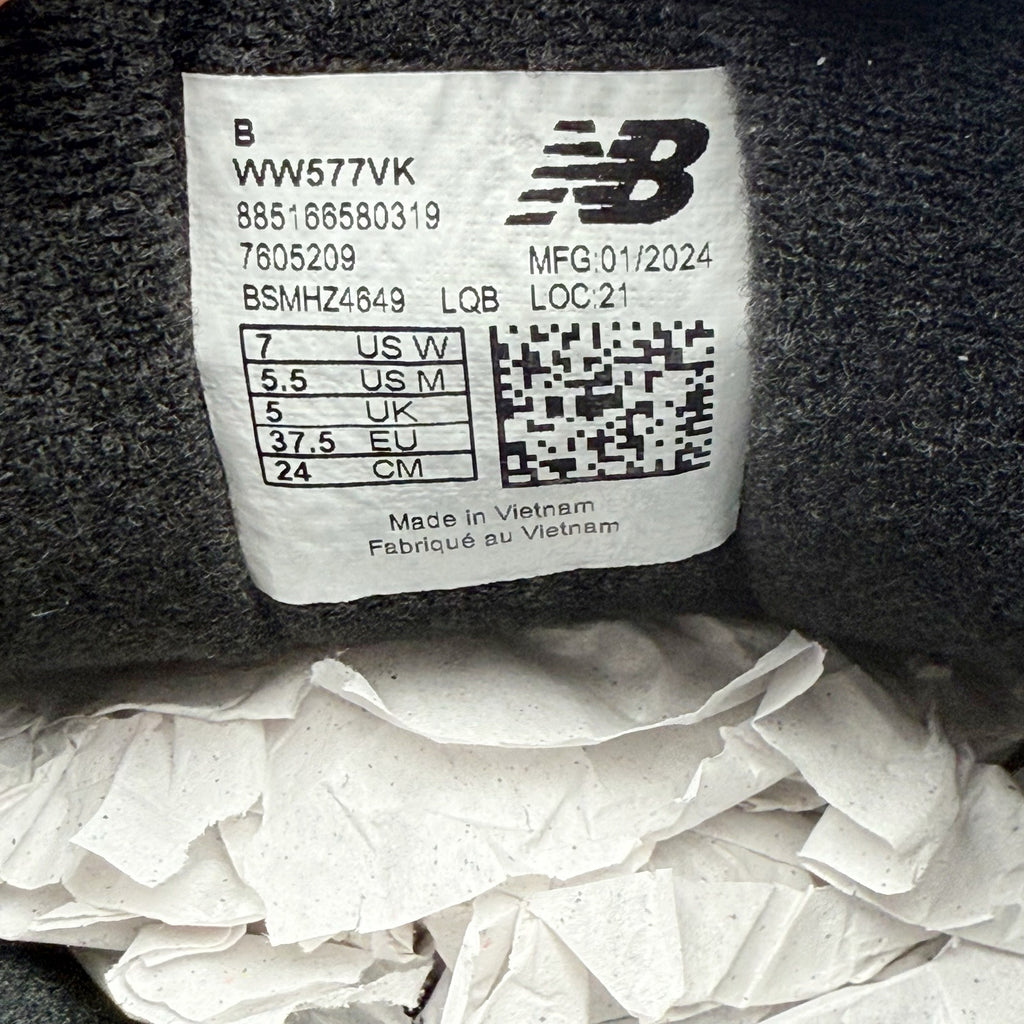 New Balance Womens 577 Walking Sneakers US 7 EU 37.5 Black Hook-and-Loop NIB