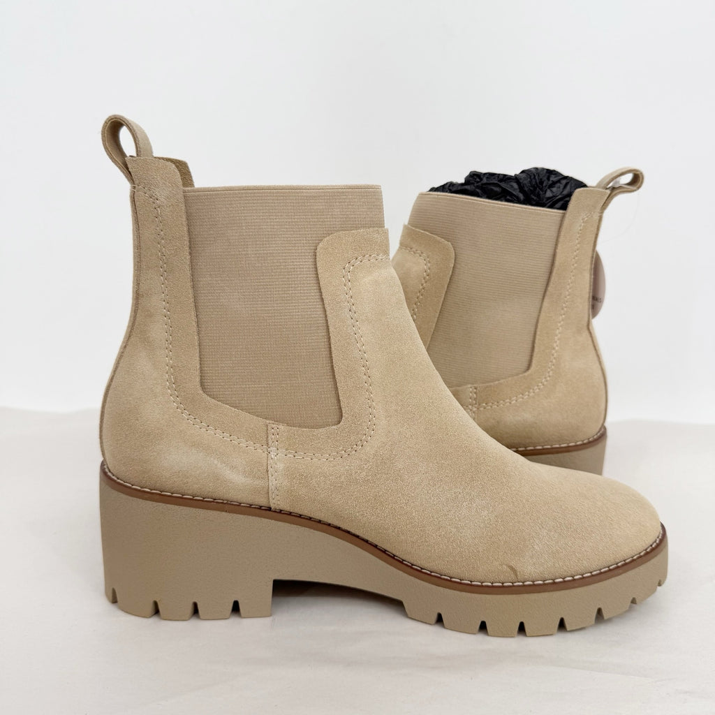 Blondo Womens Dyme Ankle Boots US 10 M Beige Sand Suede Waterproof NWOB