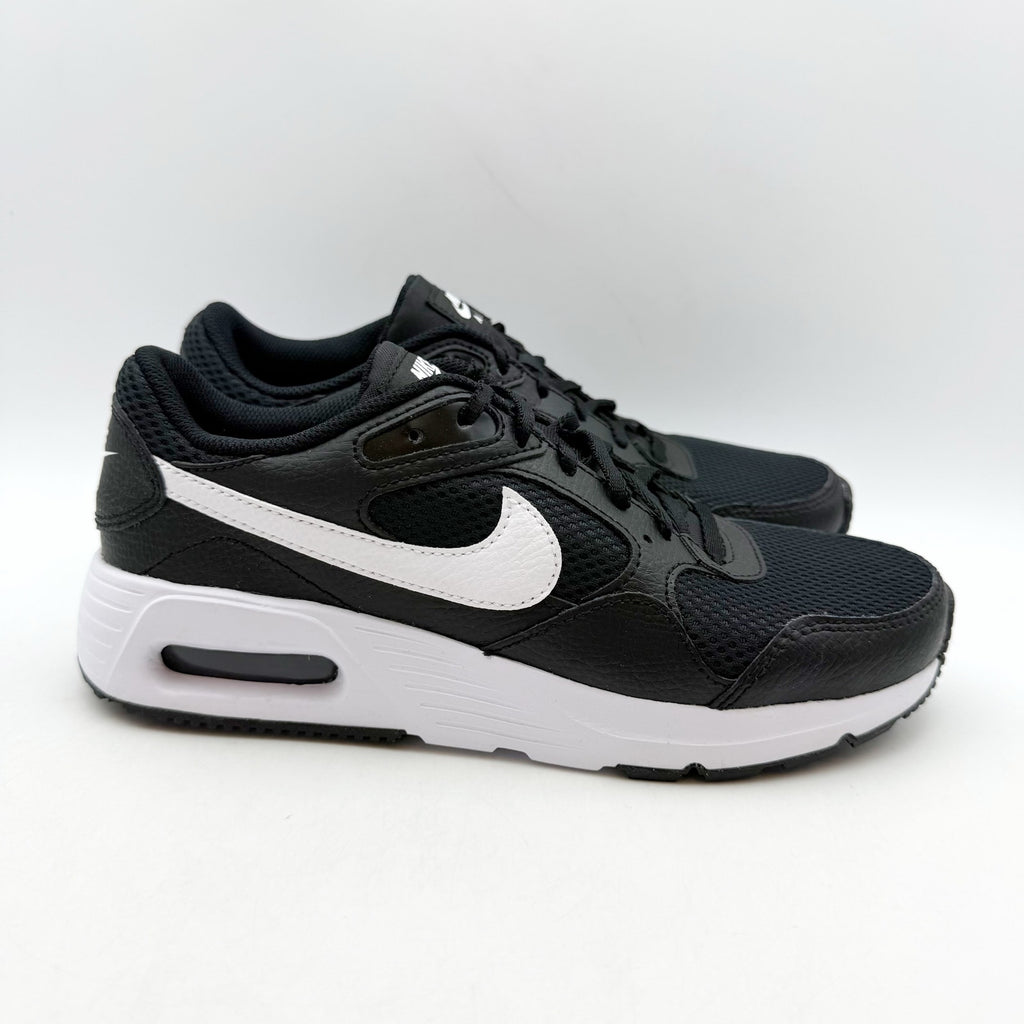 Nike Womens Air Max SC Sneakers US 7 EU 38 Black White Athletic NWOB