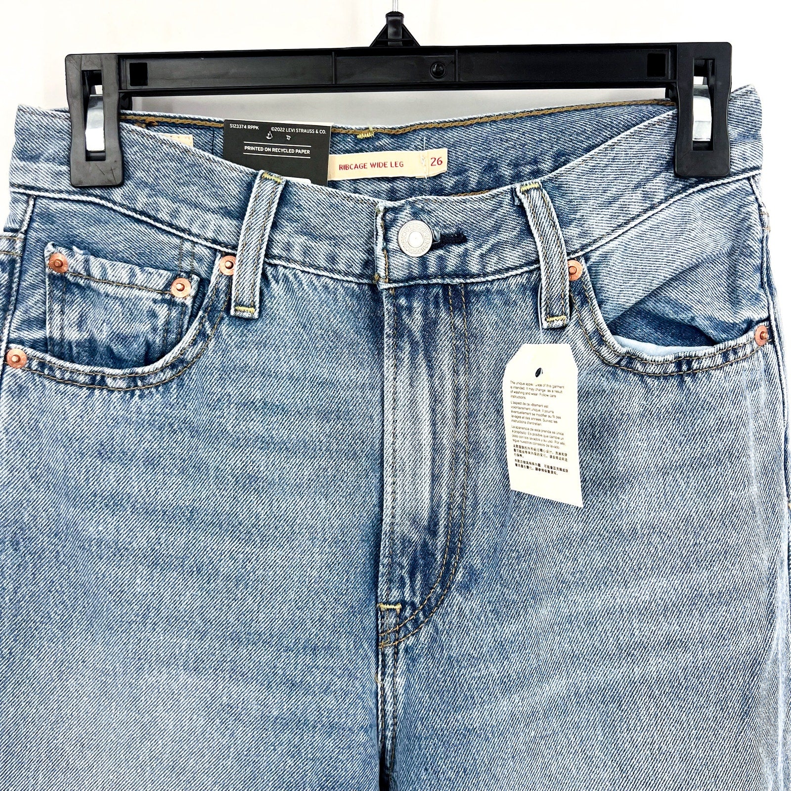 Levi's Womens Ribcage Wide Leg Jeans 26x32 Size 2 Light Blue A6081-0002 NWT