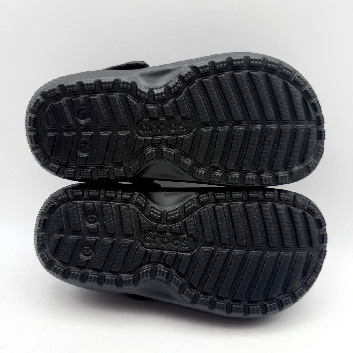 Crocs Kids Classic Lined Clogs C13 EU 30.5 Black Lightweight NWT