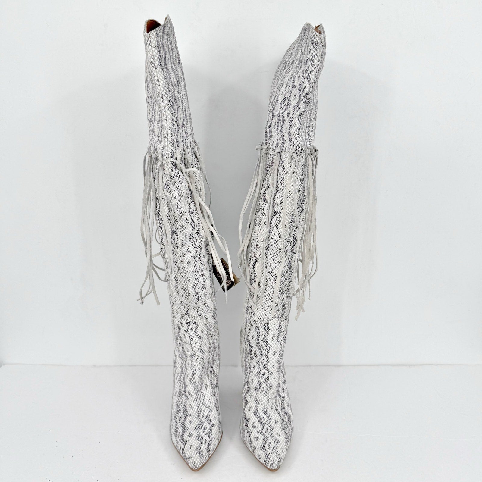 DINGO Womens Kitty Kat Fringe Cowboy Boots US 8.5M White Snake Snip Toe NIB