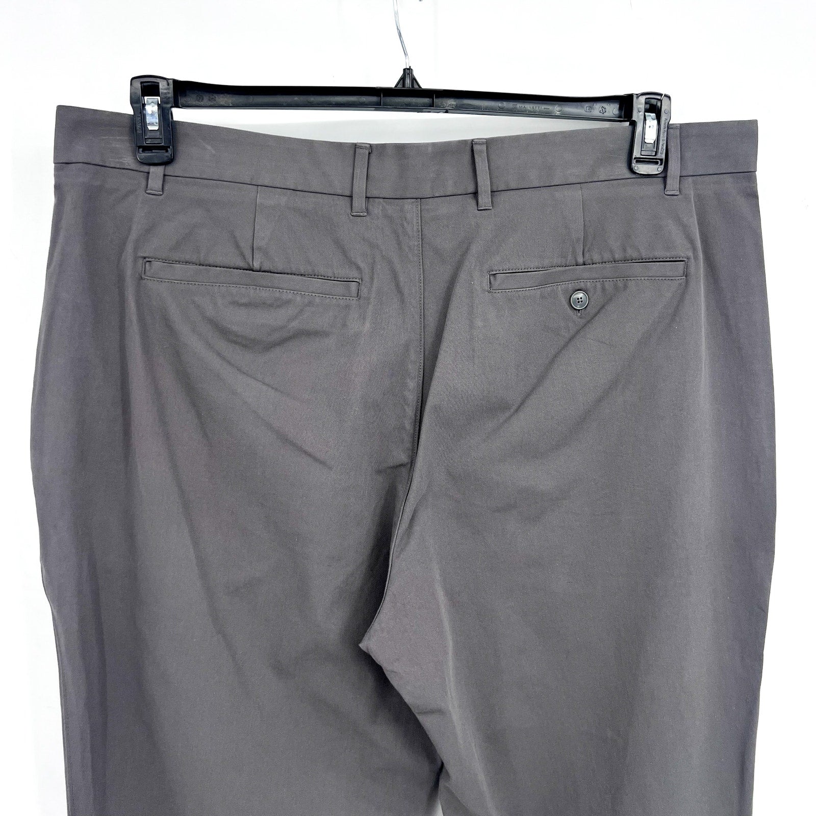 EVERLANE Uniform Mens Performance Chino Pants 40x34 Slate Grey Athletic Fit NWT