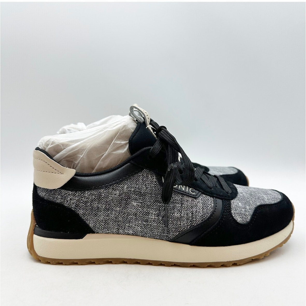 Vionic Womens Monarch Casual Sneakers Size 6 EU 36 Ivory Black Suede NIB