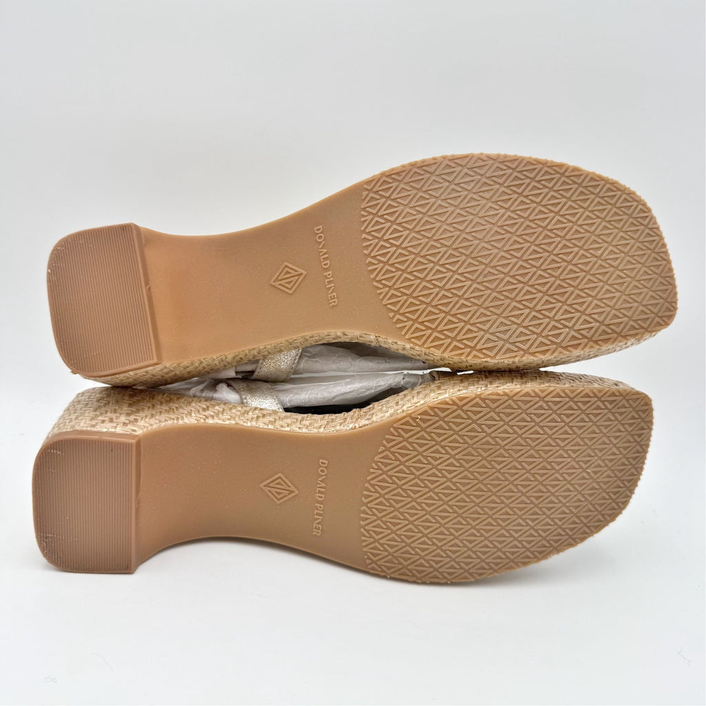 Donald Pliner Womens Rosalie Sandals Size 8 Metallic Silver Gold Leather NWOB