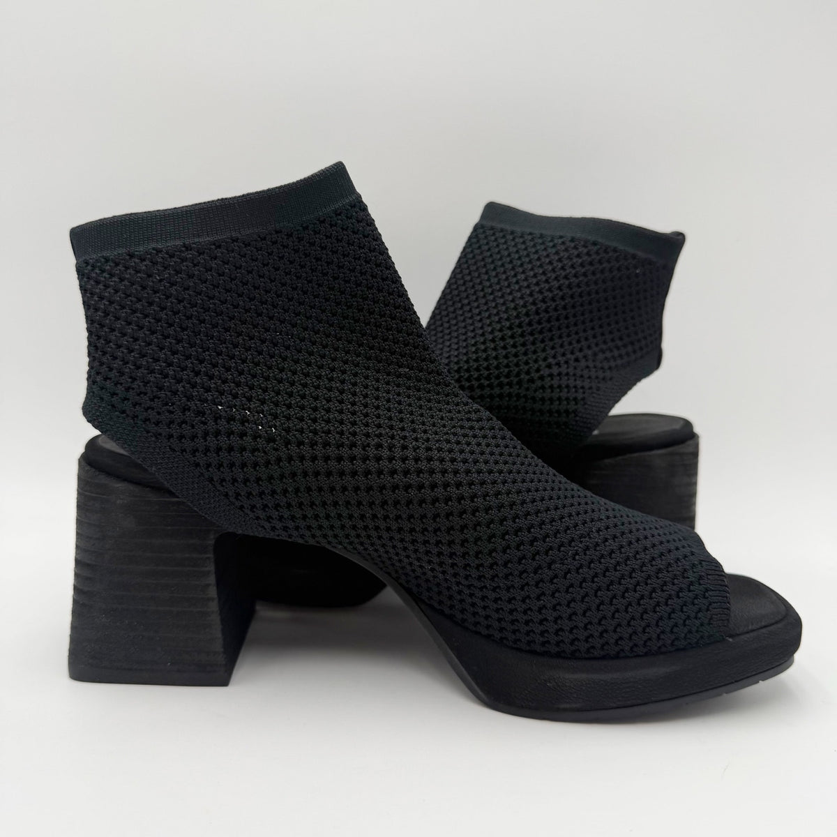 Eileen Fisher Womens Gavis Platform Sandals Size 9.5 M Black Knit NIB