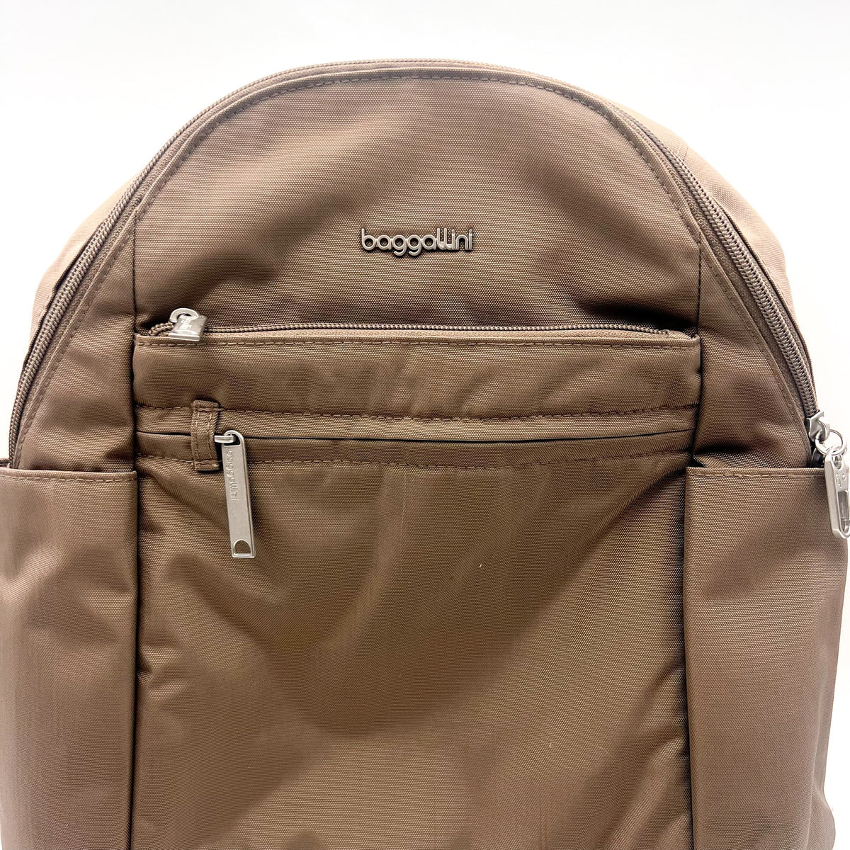 BAGGALLINI Securtex Anti-Theft Vacation Backpack Beige Portobello NWOT