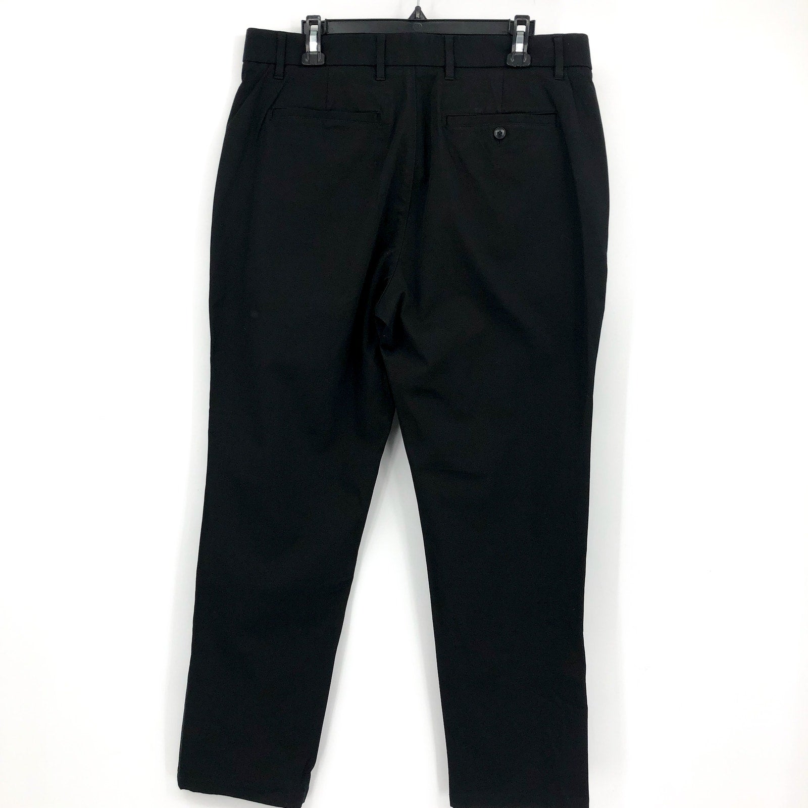 EVERLANE Uniform Mens Performance Chino Pants 33x28 Black Athletic Fit NWT
