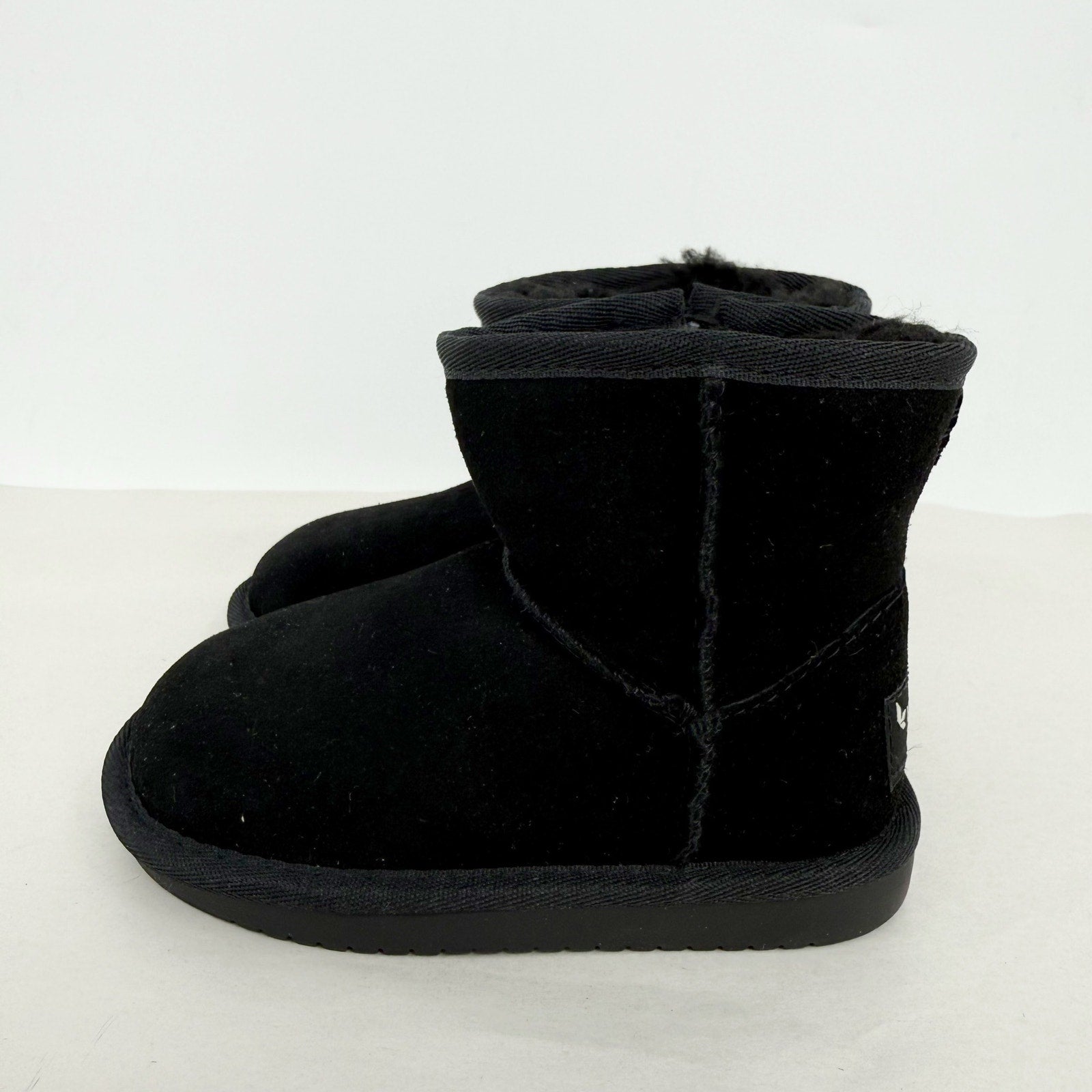 Koolaburra by UGG Kids Koola Mini Boot Baby Toddler Size 7 Black Suede NWOB