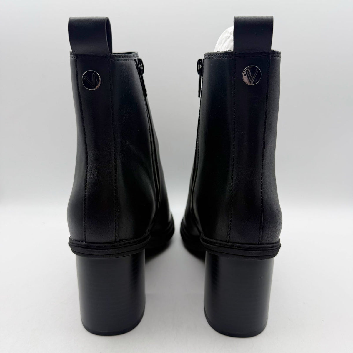 VIONIC Womens Truckee Booties Size 9 Wide Black Leather Waterproof NIB