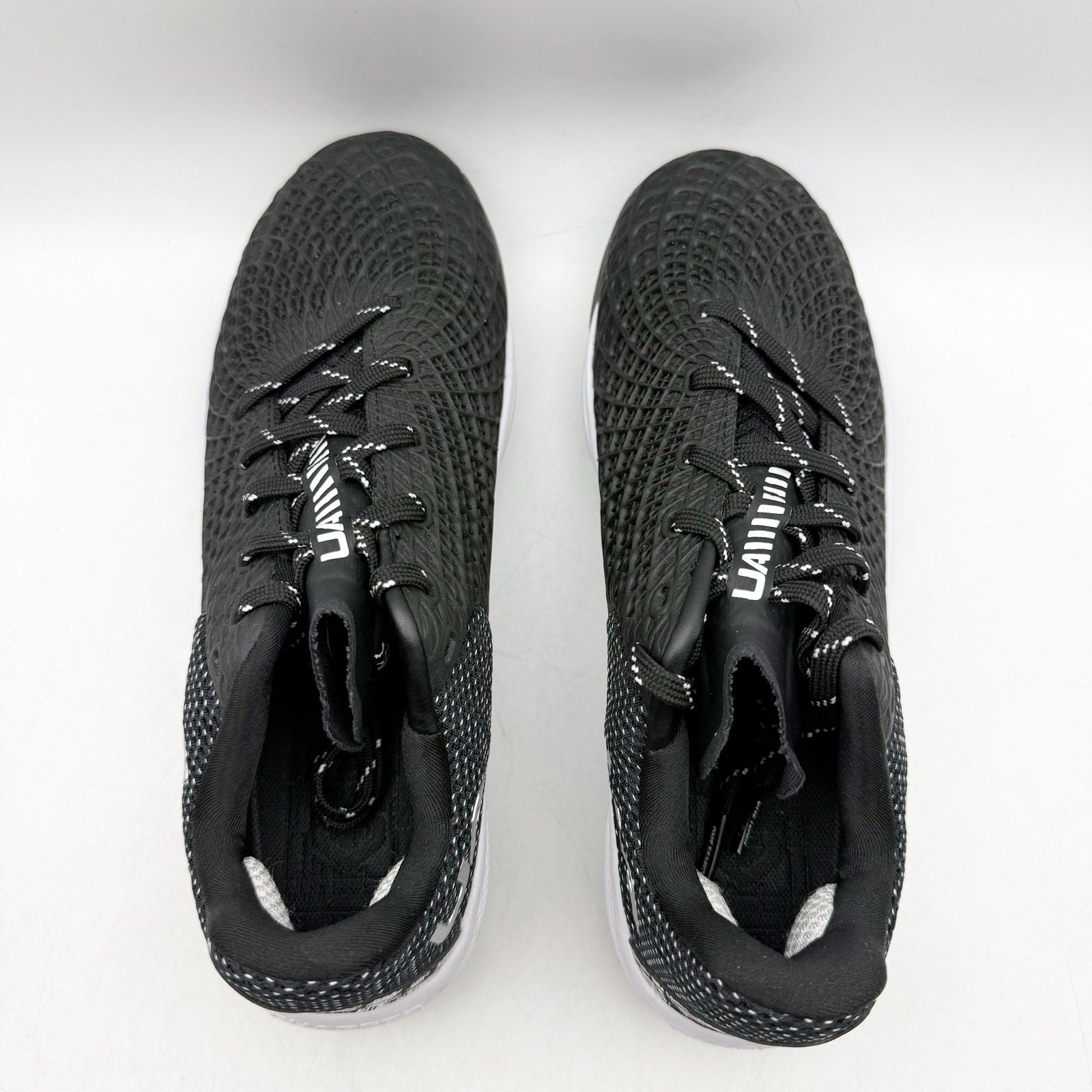 Under Armour Womens Glyde 2.0 Metal Softball Cleats US 7.5 Black Silver NWOB