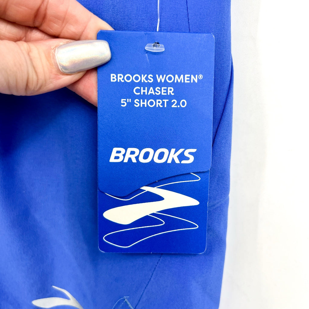 BROOKS Women's Chaser 5" 2-in-1 Shorts 2.0 Medium Bluebell Atheltic NWT