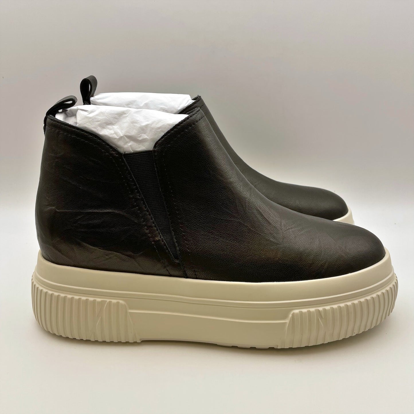 J/Slides Women's Wendie Bootie Size 8.5 Black Leather Slip On Waterproof NIB