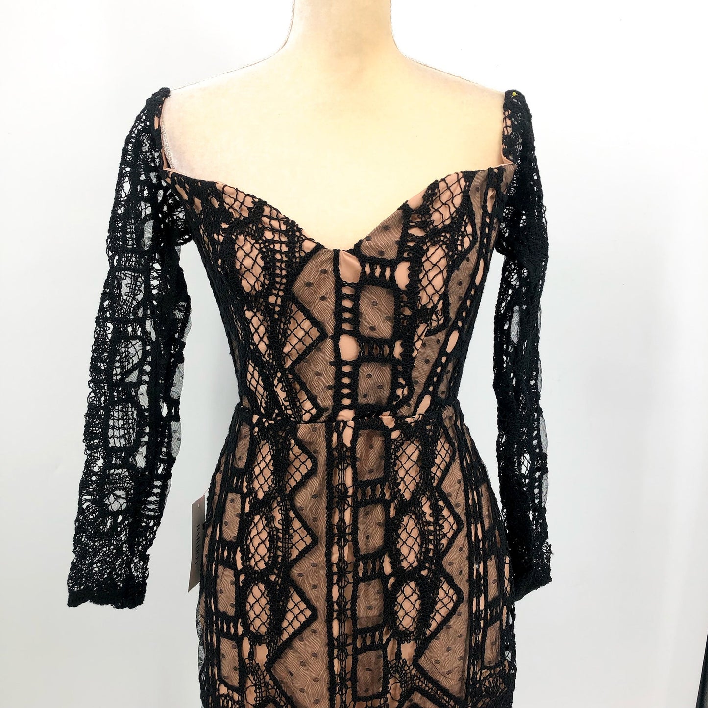 BARDOT Women's Zendaya Mini Lace Dress Large Black Nude Off Shoulder NWT