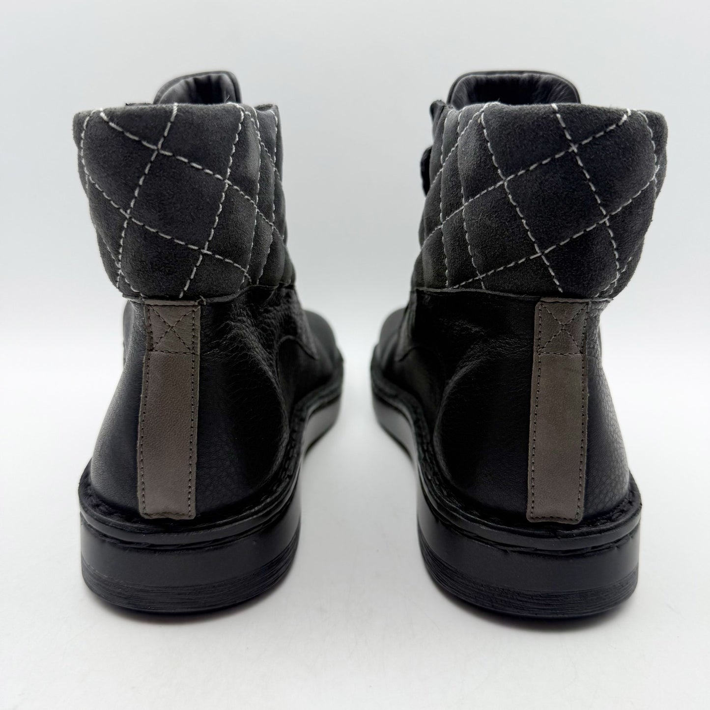 Naot Womens Castera Boots EU 37 US 6-6.5 Black Suede NWOB